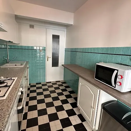 شقة 3 Bedroom In Walking Distance To The Palais Des Festivals And Croisette Beaches - 2170