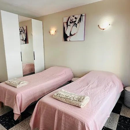 شقة 3 Bedroom In Walking Distance To The Palais Des Festivals And Croisette Beaches - 2170